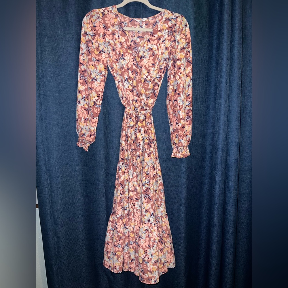 Lauren Conrad Floral midi dress w/belt Size XS